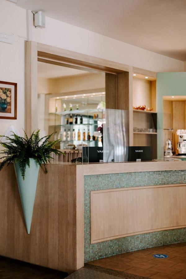 Hotel Edward Bellaria-Igea Marina Zewnętrze zdjęcie
